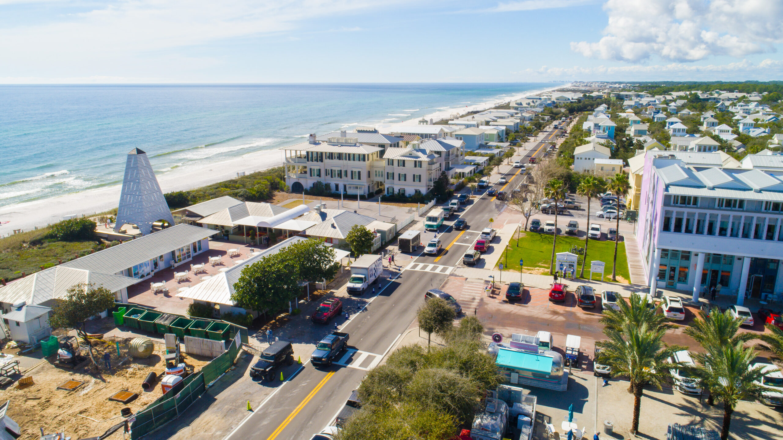 6 Of The Most Enchanting Small Towns Along Florida’s Emerald Coast